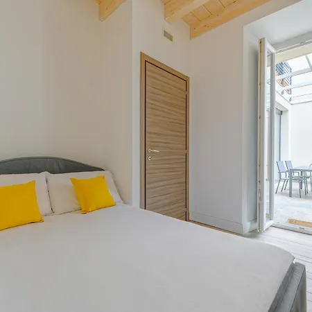 Terrace Bloom Heart Of *