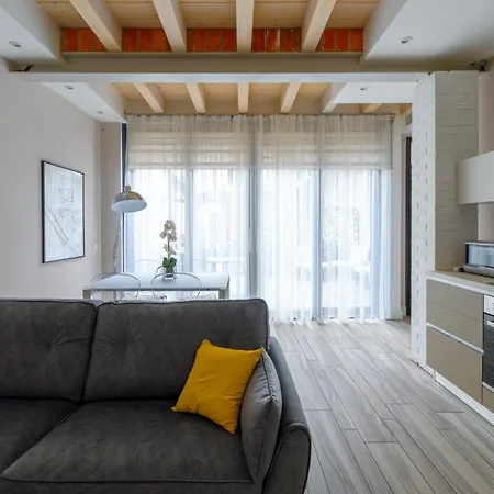 Terrace Bloom Heart Of