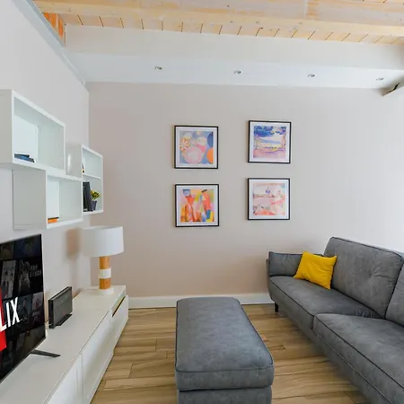 Terrace Bloom Heart Of