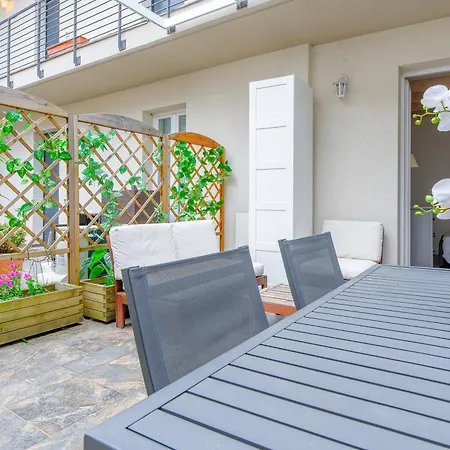 Terrace Bloom Heart Of Apartment *