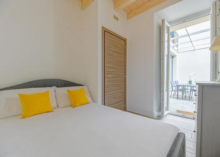 Terrace Bloom Heart Of *