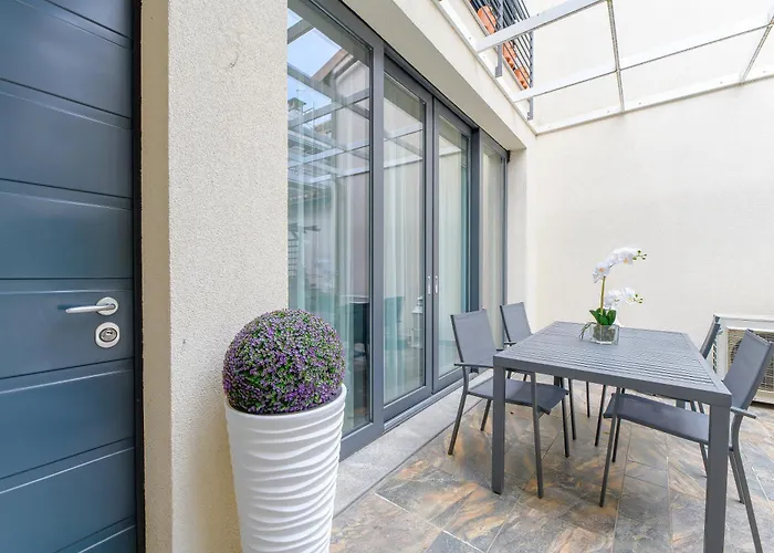 Terrace Bloom Heart Of *