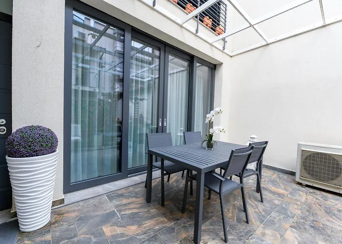 Terrace Bloom Heart Of Apartamento