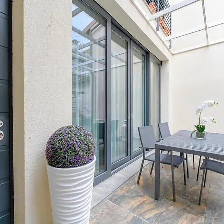 Terrace Bloom Heart Of *